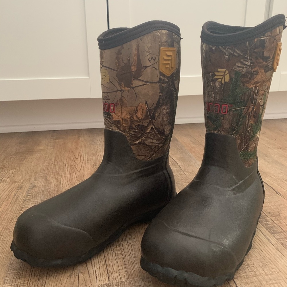Boys youth winter boots